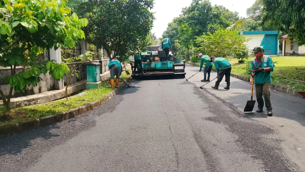 Jasa Pengaspalan Hotmix Karawaci